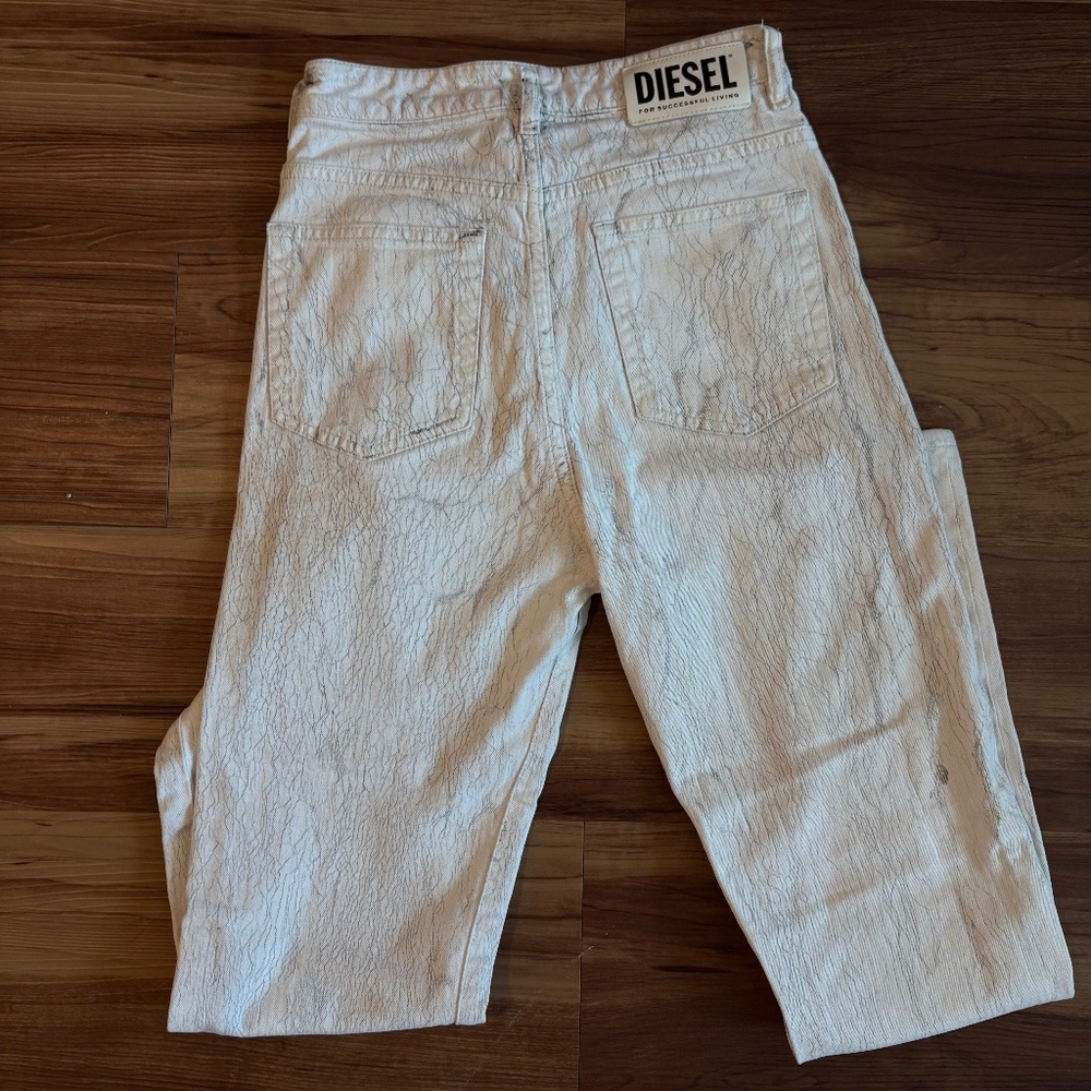 Diesel Jeans - Picture 2 of 5
